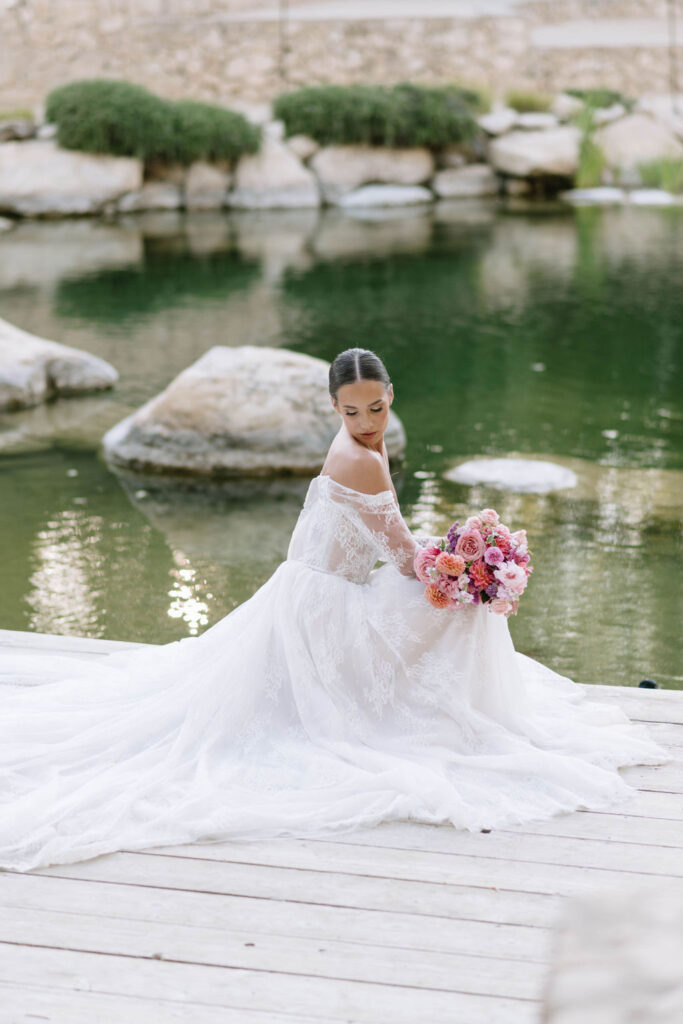 outdoor bridal photoshoot